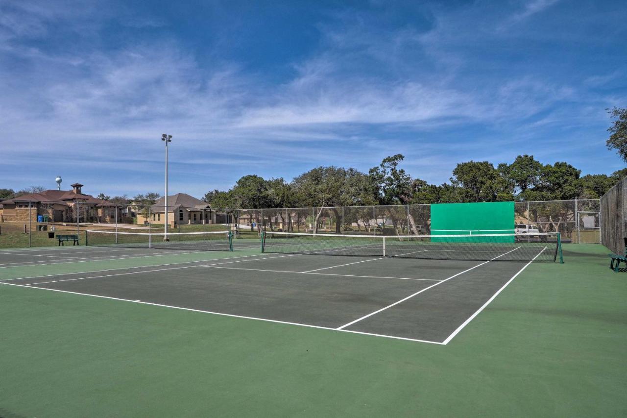 Waterfront Lake Travis Home With Pool Access! Point Venture Zewnętrze zdjęcie